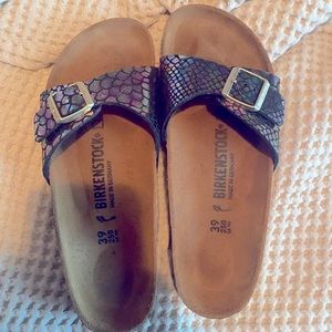 Beautiful mermaid Birkenstock! Size 8 women’s